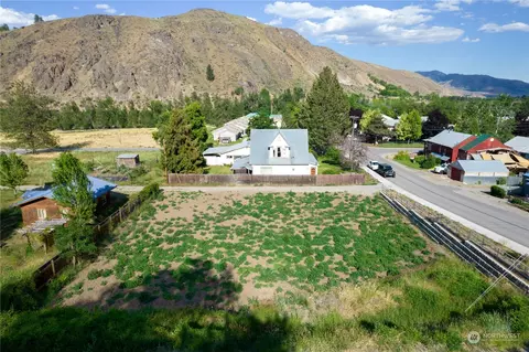 304 2nd Ave E, Twisp, WA 98856 photo 3