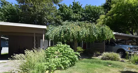 478 480 Front St N, Issaquah, WA 98027
