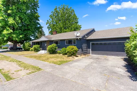 402 Pike St NE, Auburn, WA 98002