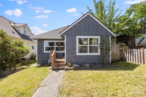 1225 4th St, Bremerton, WA 98337