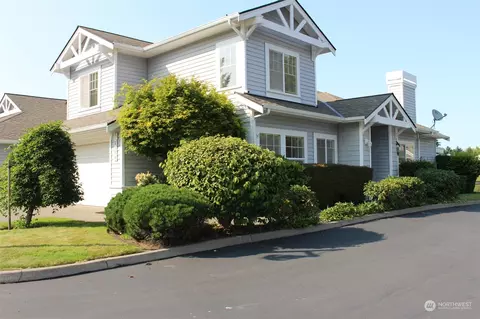 5128 S 234th St, Kent, WA 98032