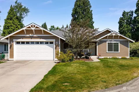 4716 Sagebrush Ln, Blaine, WA 98230