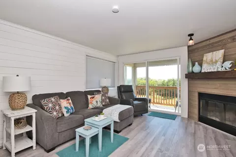 835 Ocean Shores Blvd NW #201, Ocean Shores, WA 98569