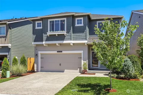 18423 111th Ave E, Puyallup, WA 98374