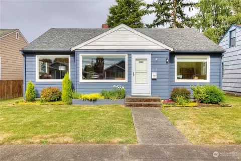 1017 K St, Centralia, WA 98531