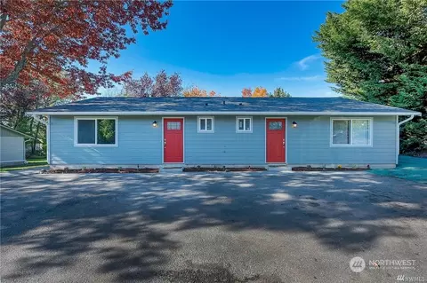 1108 24th St, Bellingham, WA 98225