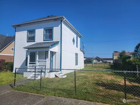 1109 W Wishkah St, Aberdeen, WA 98520