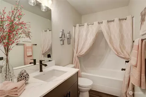 13710 Ash Way #D3, Everett, WA 98204 photo 17