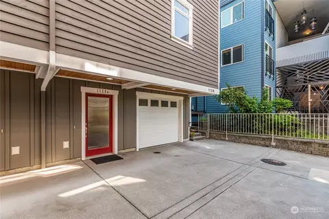 1126 A 10th Ave E, Seattle, WA 98102 photo 3
