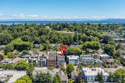 1126 A 10th Ave E, Seattle, WA 98102 photo 36