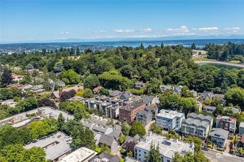 1126 A 10th Ave E, Seattle, WA 98102 photo 33