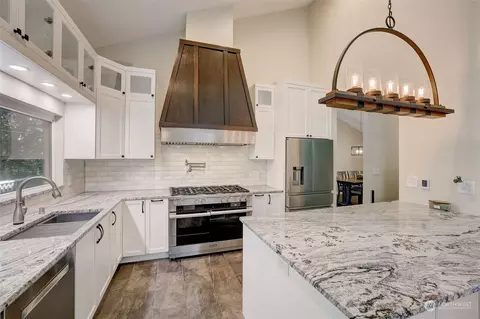 1839 218th Pl NE, Sammamish, WA 98074