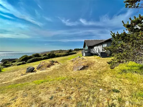 155 Lands End Ln, Friday Harbor, WA 98250