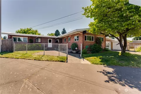 7711 NW 5th Ave, Vancouver, WA 98665