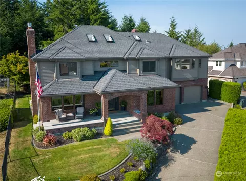 6721 N Parkview Ln, Tacoma, WA 98407