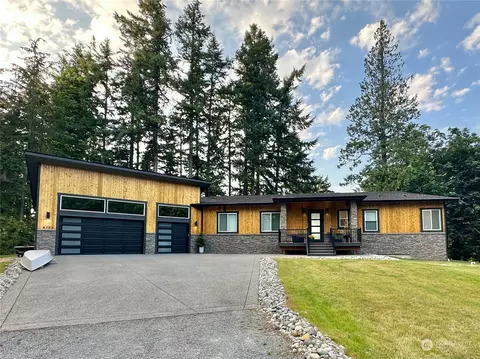 4123 Preserve Dr, Camano Island, WA 98282