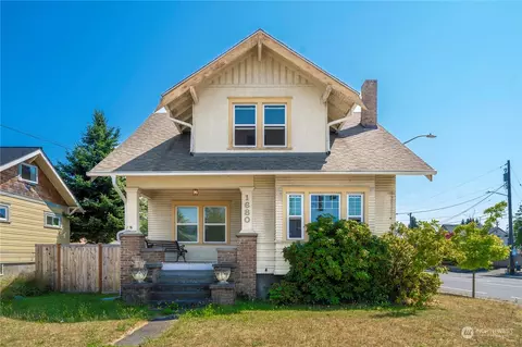 1680 S 56th St, Tacoma, WA 98408