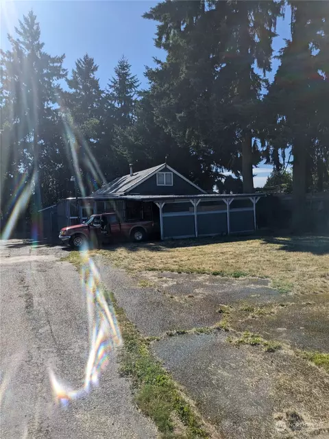 13917 4th Ave SW, Burien, WA 98166