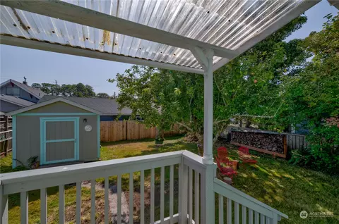 415 Spruce St E, Ilwaco, WA 98624 photo 23