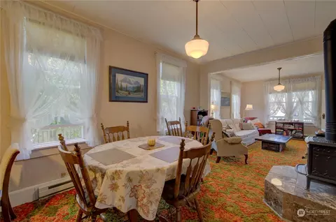 415 Spruce St E, Ilwaco, WA 98624 photo 8