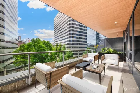 1808 Minor Ave #702, Seattle, WA 98101