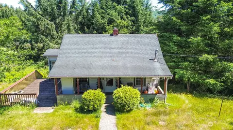 2601 Willapa Rd, Raymond, WA 98577