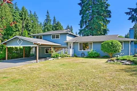218 Meadow Pl SE, Everett, WA 98208