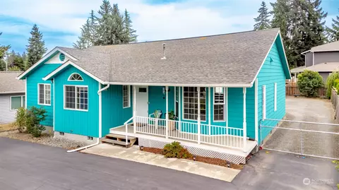 2401 NE 27th St, Renton, WA 98056