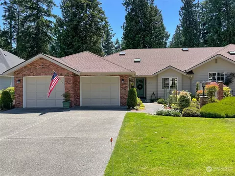 192 Fairway Dr #27, Sequim, WA 98382