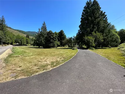 136 Martin Rd, Glenoma, WA 98336