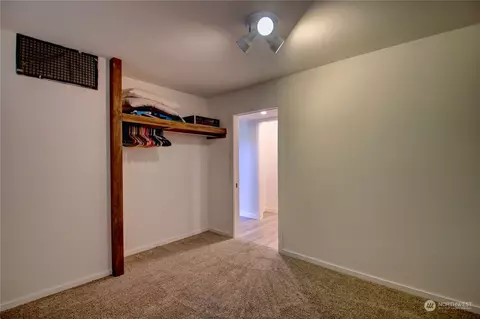 8110 E Glen Dr, Everett, WA 98203 photo 31