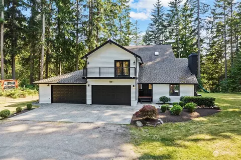 18825 NE 202nd St, Woodinville, WA 98077