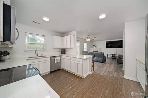 1406 203rd St E, Spanaway, WA 98387 photo 16