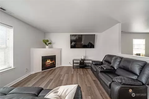 1406 203rd St E, Spanaway, WA 98387 photo 8