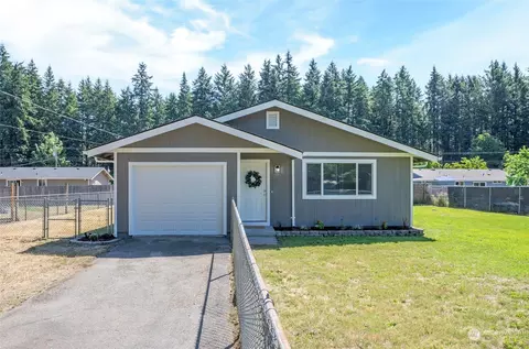 11431 Fry Ave SW, Port Orchard, WA 98367