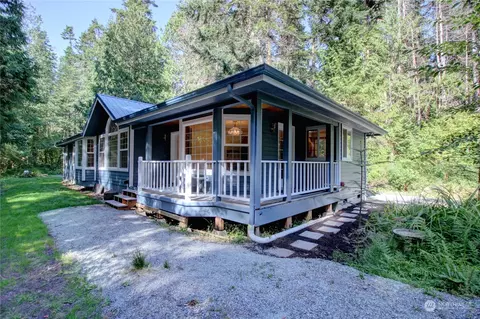 9235 Marshall Rd, Bow, WA 98232