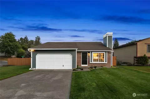 815 SW 317th Pl, Federal Way, WA 98023
