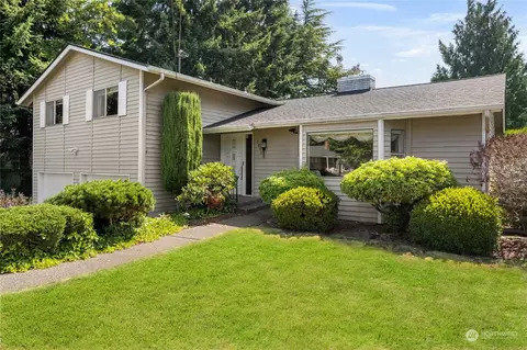 3811 Palisades Pl W, University Place, WA 98466