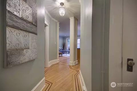 626 13th Ave E #E, Seattle, WA 98102 photo 11