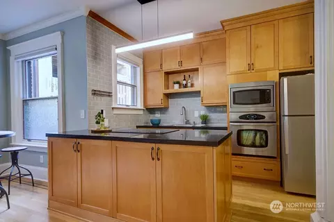 626 13th Ave E #E, Seattle, WA 98102 photo 14