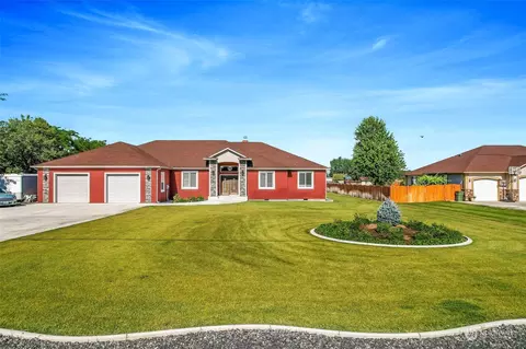 1834 F5 Rd NE, Moses Lake, WA 98837