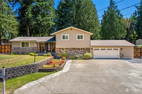 12407 66th Avenue Ct E, Puyallup, WA 98373