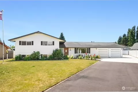 8026 53rd Dr NE, Marysville, WA 98270
