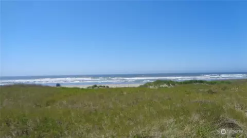 33615 G St #2, Ocean Park, WA 98640