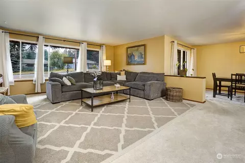 5304 Beverly Ln, Everett, WA 98203 photo 3