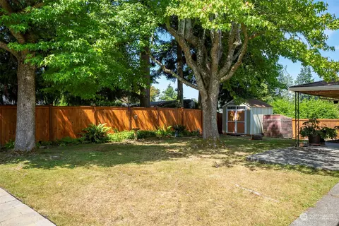 5304 Beverly Ln, Everett, WA 98203 photo 2