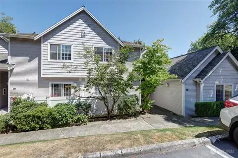 601 12th Ave NW #A4, Issaquah, WA 98027