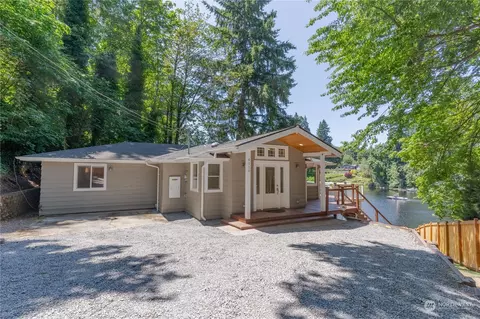4110 SE Thornton Rd, Olympia, WA 98513