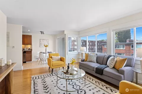 705 E Republican St #308, Seattle, WA 98102
