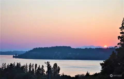 1507 S Sunset Dr, Tacoma, WA 98465
